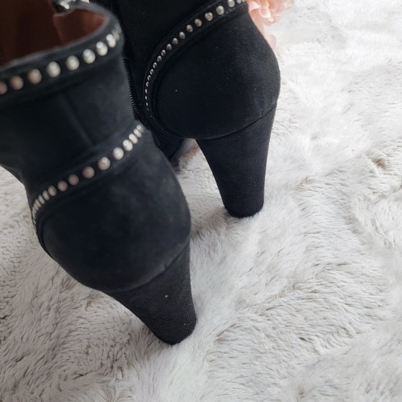 Tabitha Simmons Leather Upper Suede Ankle Lace Up Studded Accent Boots Size 37 - Picture 7 of 11